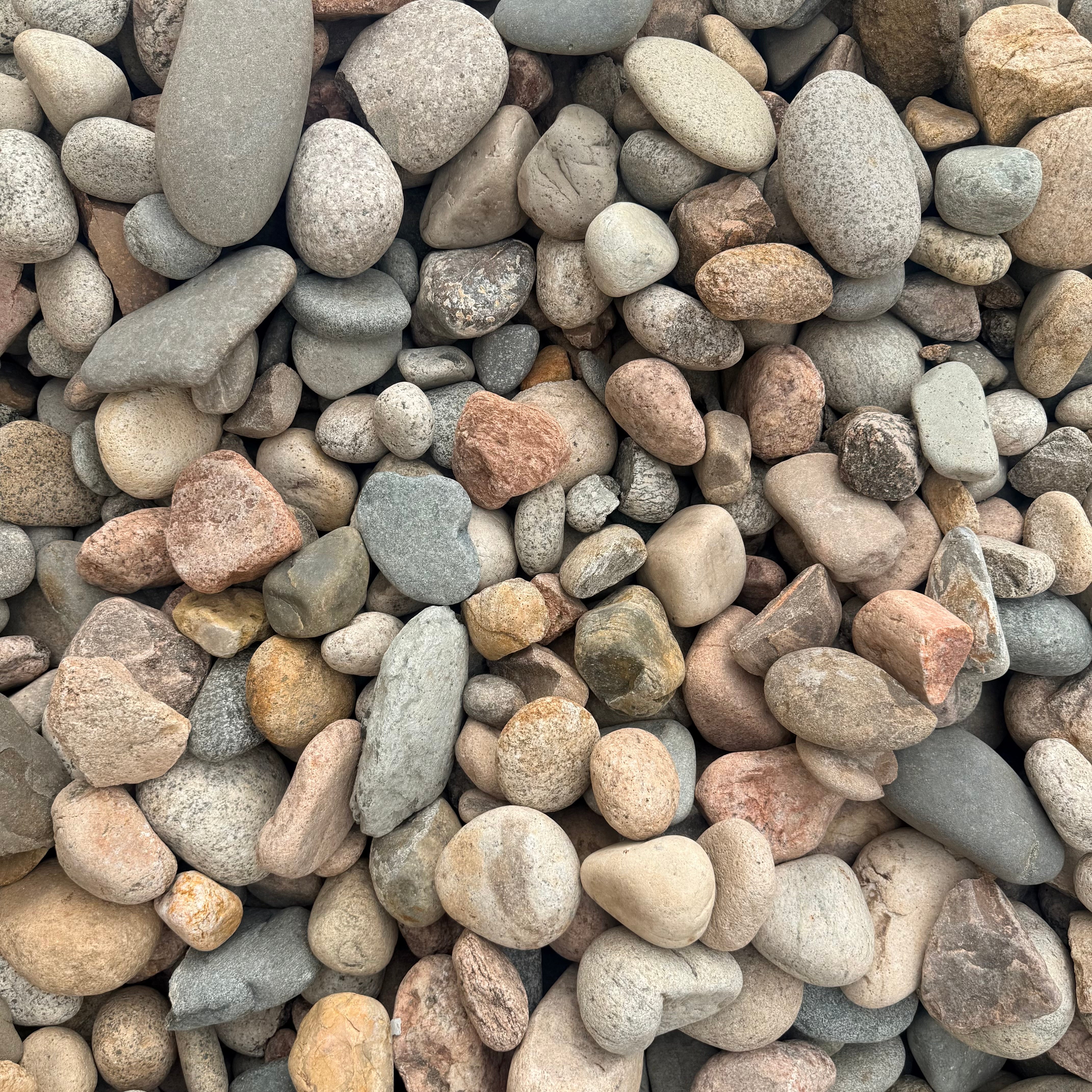 Colorado Multi Color River Rock – Clear Fork Materials