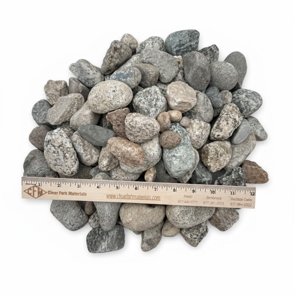 Roca de río salada y pimienta